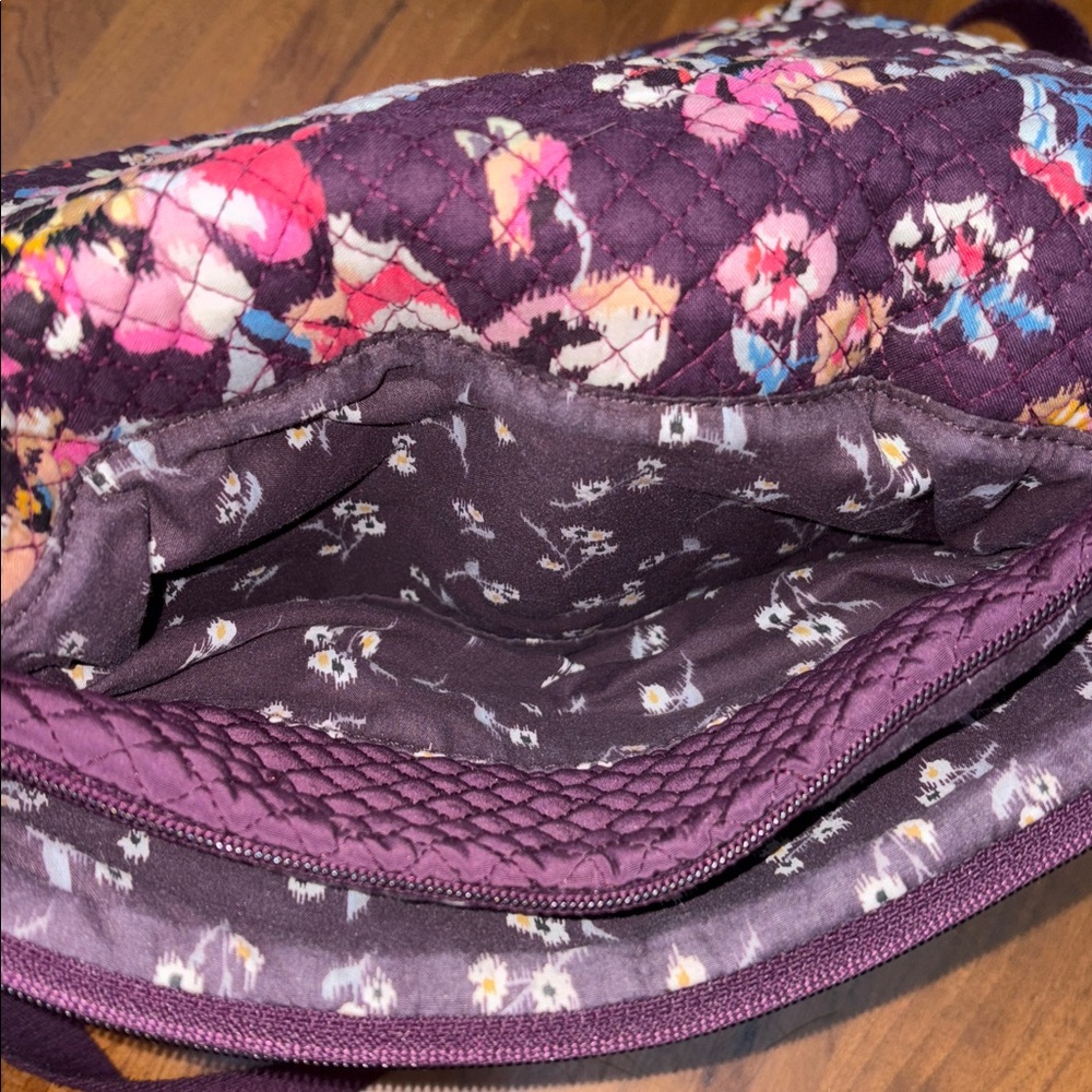 Vera Bradley Iconic Turnabout Crossbody purse - Picture 6 of 13